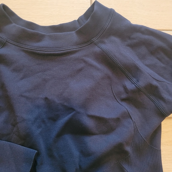 Long sleeve active top - Picture 3 of 3